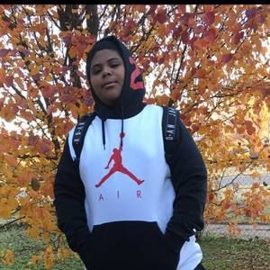 Meet your Posher, Jojo-fam